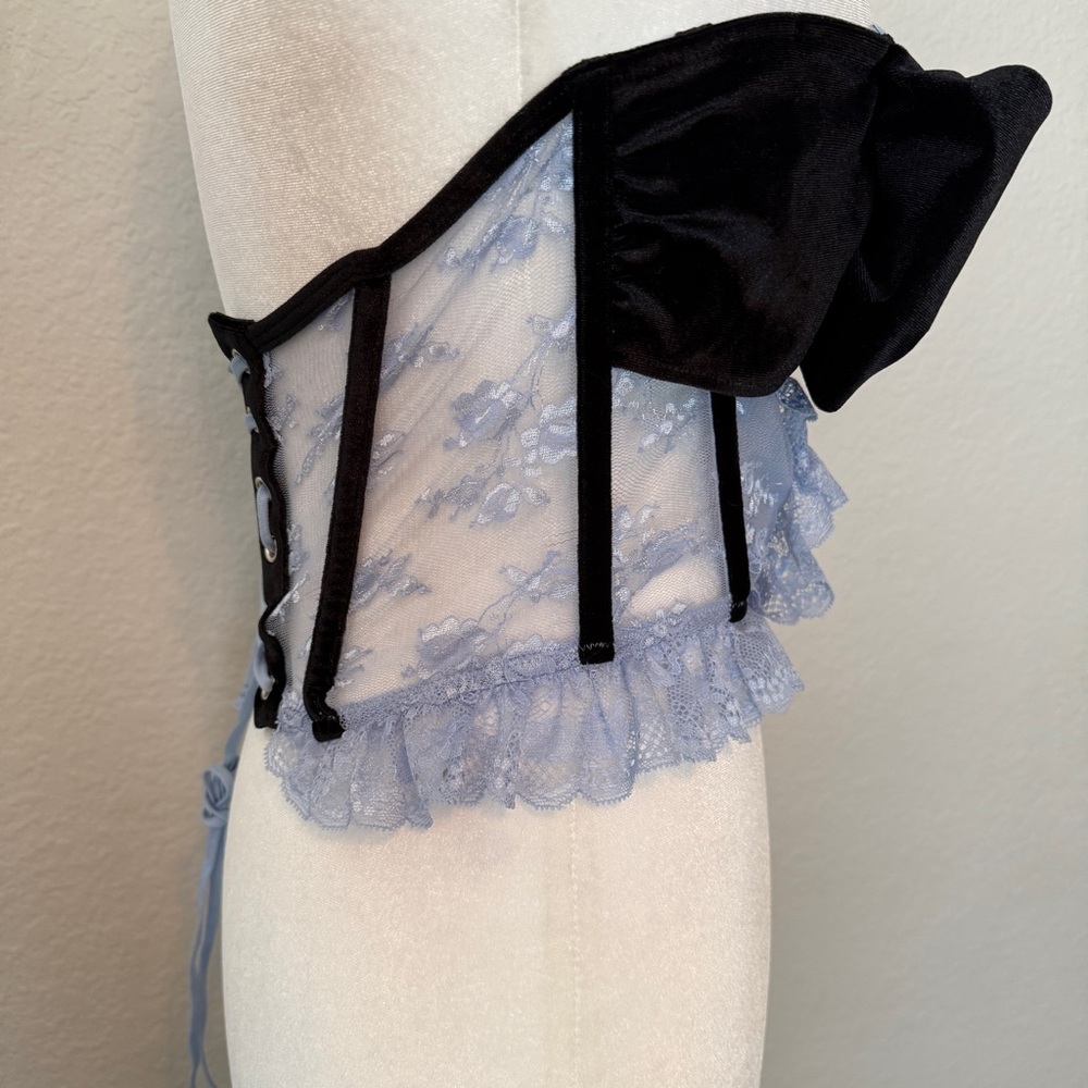 Urban Outfitters Out From Under Elegant Black and Blue Bow Lace Bustier Size M - Picture 4 of 7